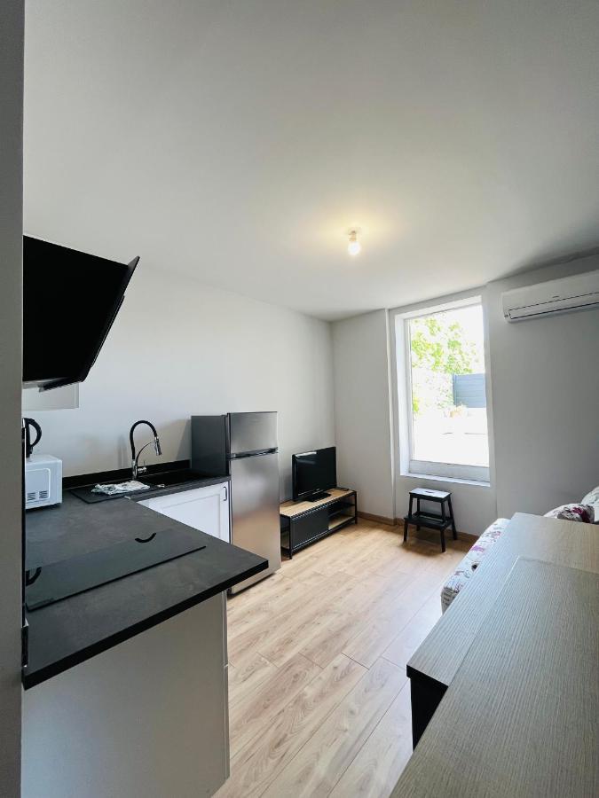 Chez Oma I 1 Appartement Independant Opi I 3 Chambres Privatives Avec Salle D Eau Et Salon Commun Cuisine Commune Wc Commun Patio Commun Avignon Exterior photo