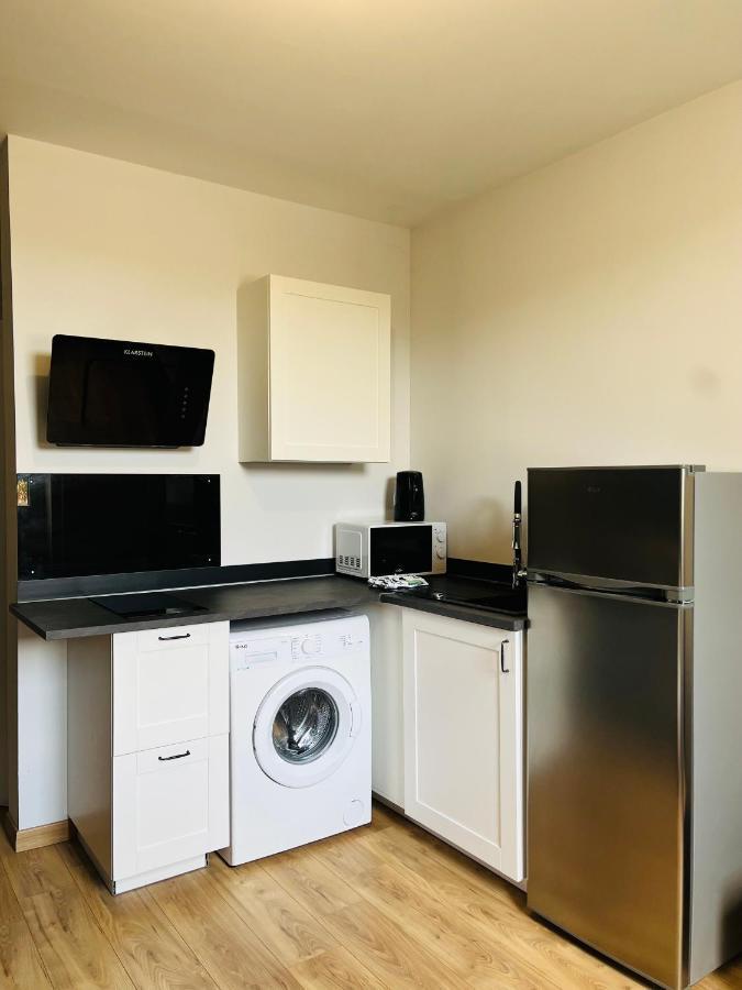 Chez Oma I 1 Appartement Independant Opi I 3 Chambres Privatives Avec Salle D Eau Et Salon Commun Cuisine Commune Wc Commun Patio Commun Avignon Exterior photo