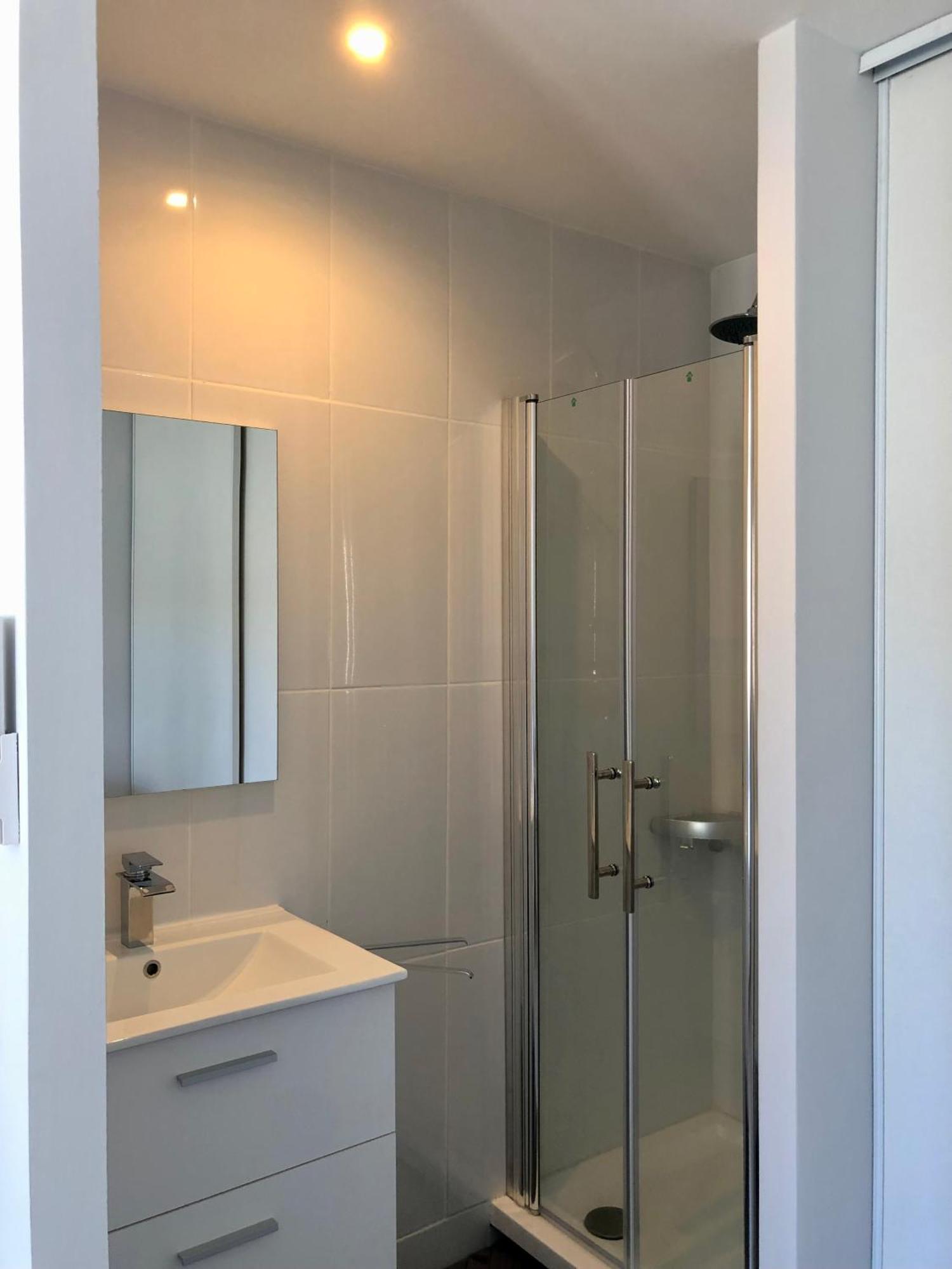 Chez Oma I 1 Appartement Independant Opi I 3 Chambres Privatives Avec Salle D Eau Et Salon Commun Cuisine Commune Wc Commun Patio Commun Avignon Exterior photo